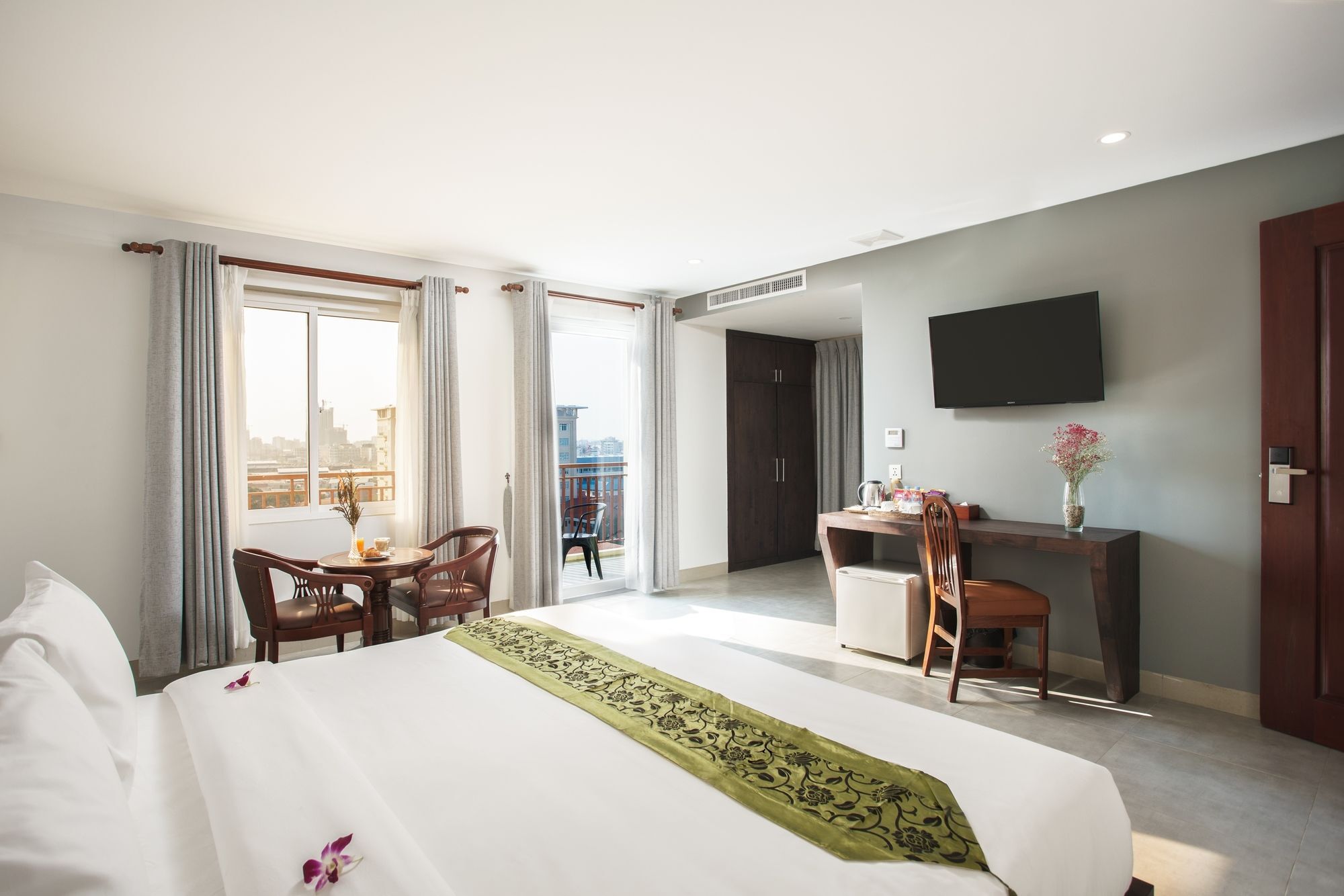פנום פן Kuch Oudom Hotel מראה חיצוני תמונה